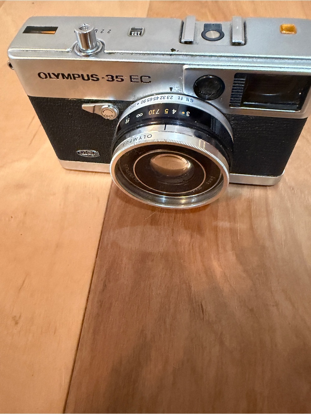 Olympus 35 EC 35MM Rangefinder Film Camera 42mm f2.8 (Made in Japan)